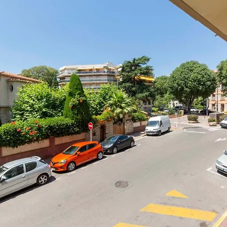 Renting Chez Laurent - 100m Beach Cosy Studio 2pers Center Apartment *