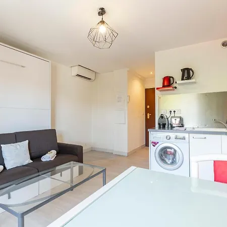 Apartment Renting Chez Laurent - 100m Beach Cosy Studio 2pers Center Antibes